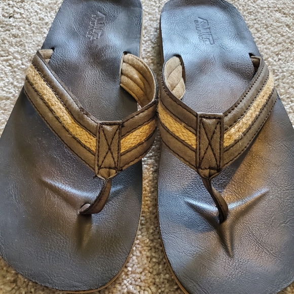 Air Balance Mens Flip Flops Size 